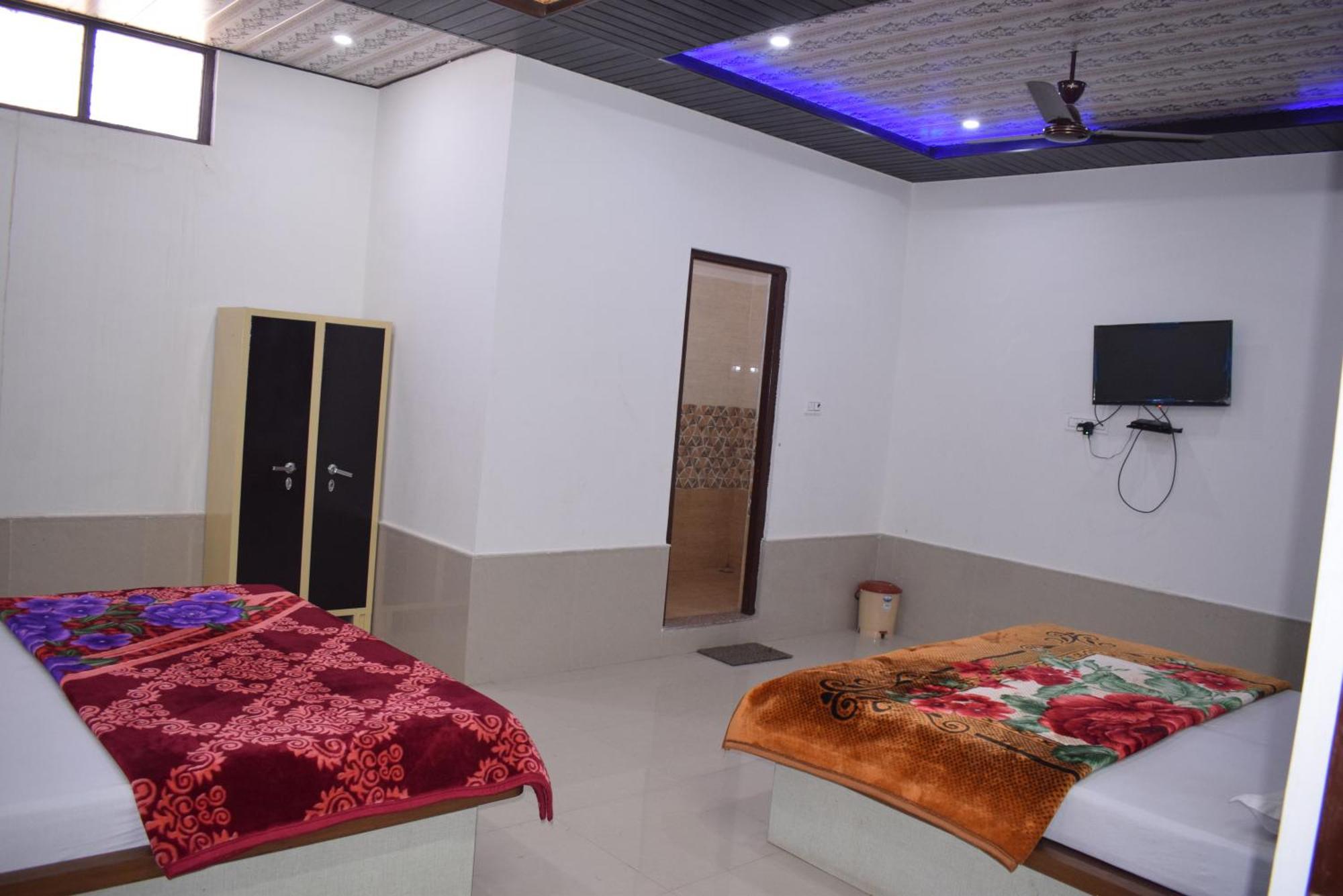 Hotel Krishna & Restaurant Pokhran 외부 사진