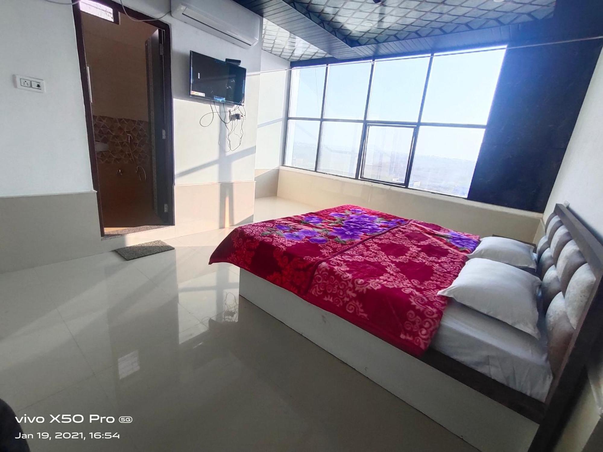Hotel Krishna & Restaurant Pokhran 외부 사진